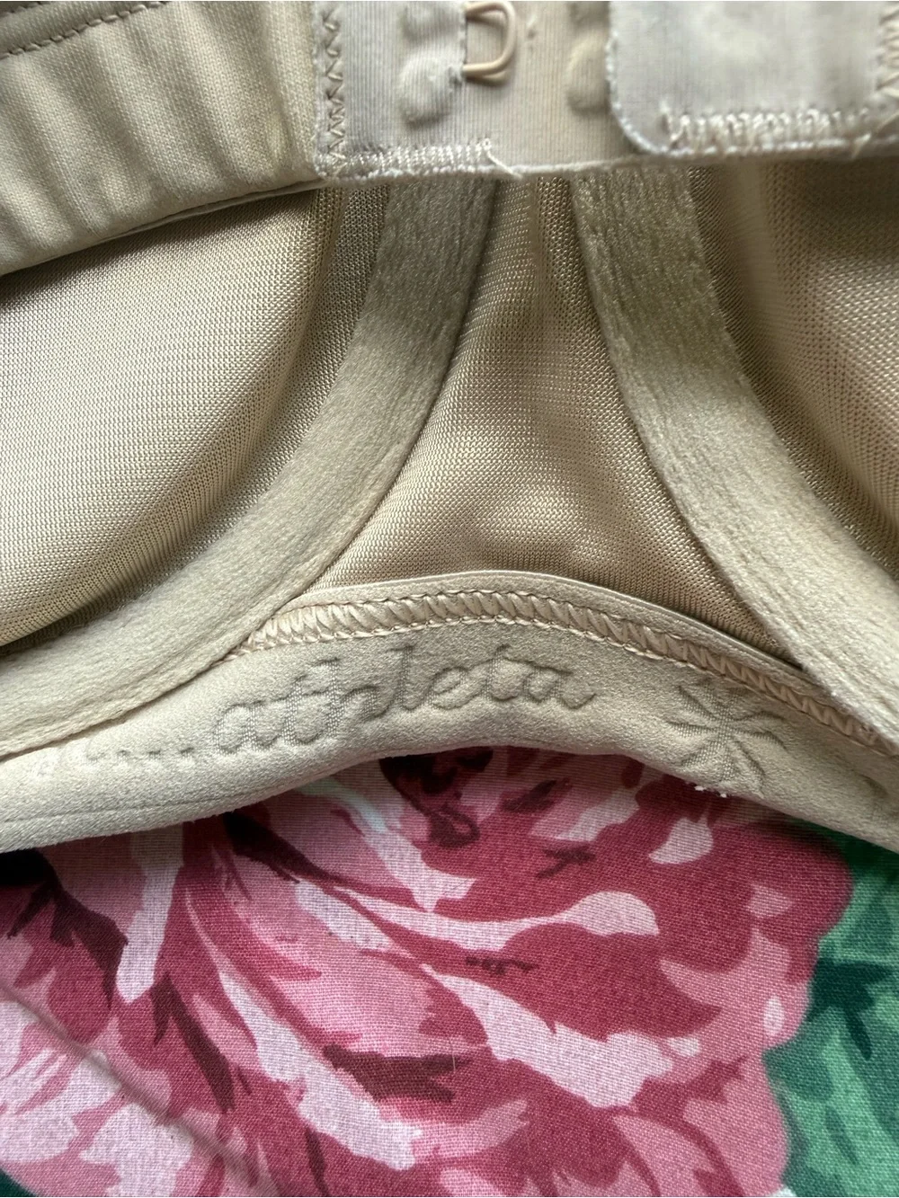Athleta Nude Beige Full-Coverage Wireless Support Bra - Picture 4 of 5